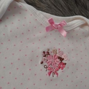 Welcome to the world • Embroidered Pink Floral polka dot Onesie Short Sleeve 0-3